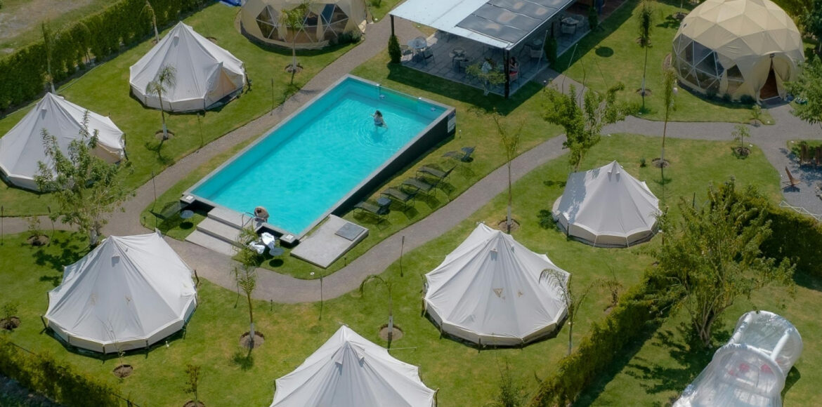 15 prefab resort cottages with garden