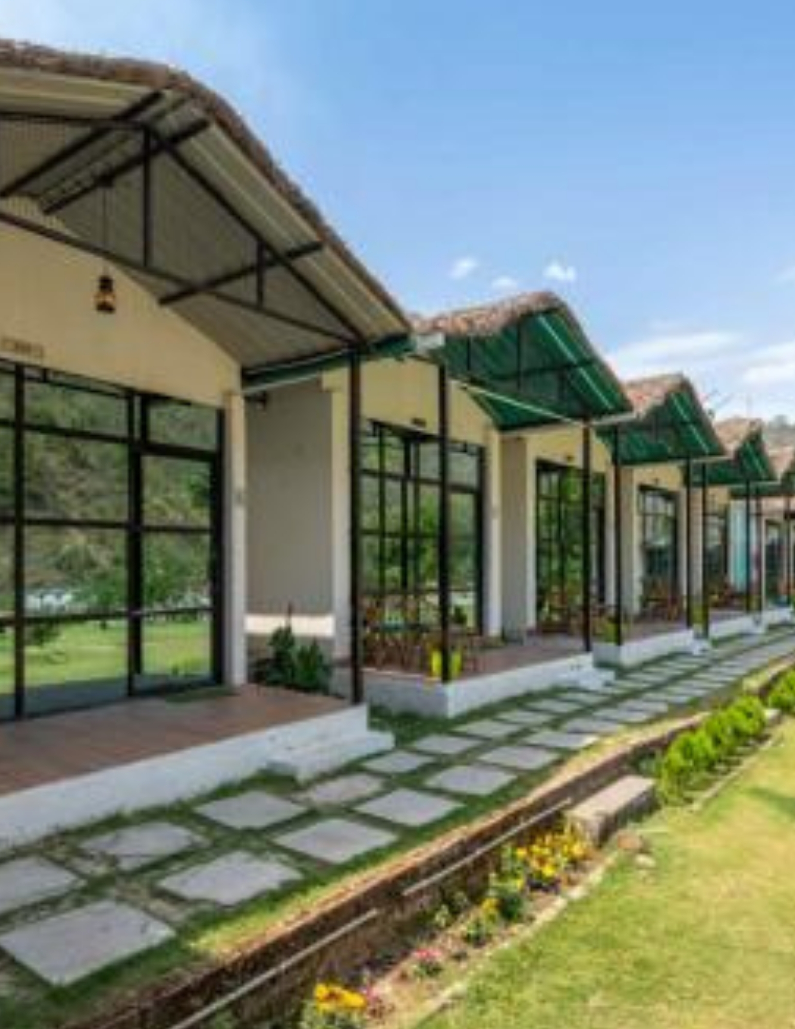 prefab resort cottages with garden